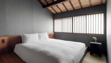 Traditional House, 3 Bedrooms, Kitchen, Garden View | In-room safe, individually decorated, individually furnished, desk