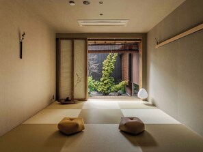 Traditional House, 3 Bedrooms, Kitchen, Garden View | Interior - Mitsuna Machiya House (Kyoto)