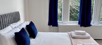 2 Bed - The Poop Deck by Smart Welcomes