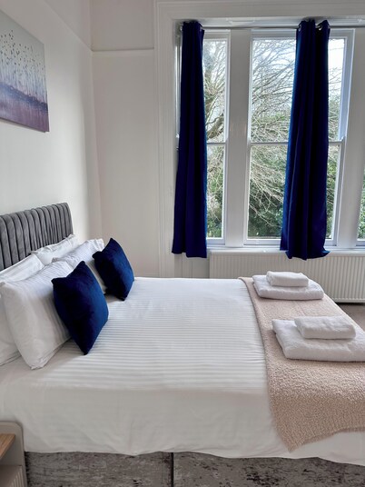 2 Bed - The Poop Deck by Smart Welcomes