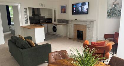 2 Bed - The Poop Deck by Smart Welcomes