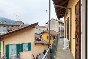 Property grounds - Maison du Soleil (Stresa)