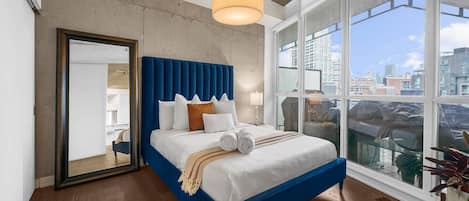 BĂŒgeleisen/BĂŒgelbrett, BettwĂ€sche