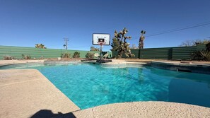 Beheizter Pool