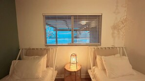 5 chambres, bureau, lit de bébé portatif, Wi-Fi