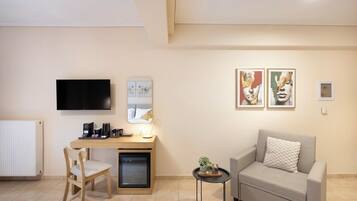 In-room safe, desk, laptop workspace, soundproofing