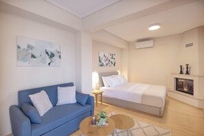 Room, Balcony, Lake View | Living area - Lake Kremasta Hotel (Neochori)