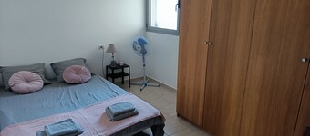 IDEAL APPARTEMENT EN PLEIN CENTRE VILLE A 2 PAS DE LA MER ET DES COMMODITÉS