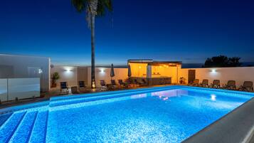 Villa | 9 bedrooms