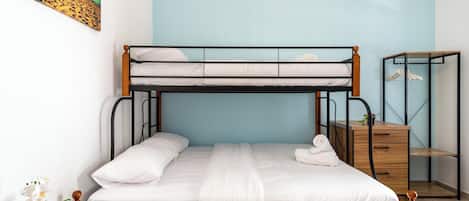 Studio, Multiple Beds, Kitchenette, City View | Egyptian cotton sheets, premium bedding, individually decorated