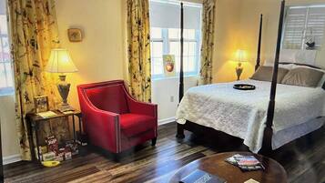 Ferros/tábuas de passar roupa, Wi-Fi de cortesia, roupa de cama