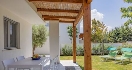 Color Dream Residence- Intimate Suite Pink