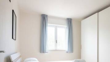 1 habitación, wifi y ropa de cama