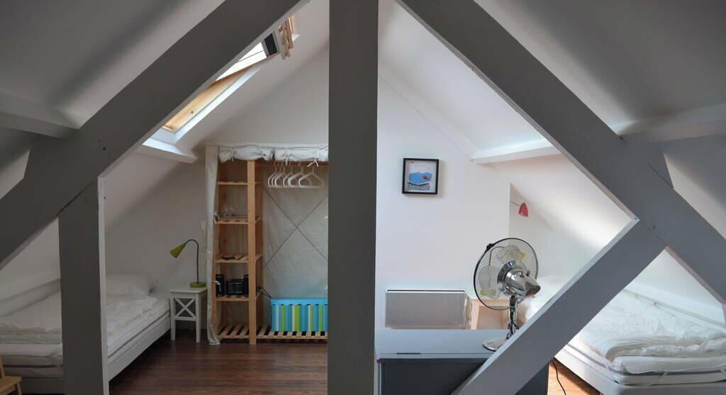 3 bedrooms, iron/ironing board, Internet