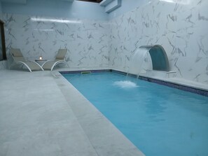 Pool - la casona encanto rural (Cue-Llanes, Asturias)