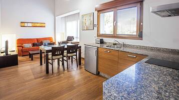 Apartment | Private kitchen | Mini-fridge, microwave, stovetop, dishwasher