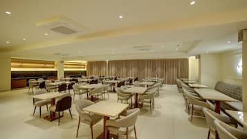 Food court