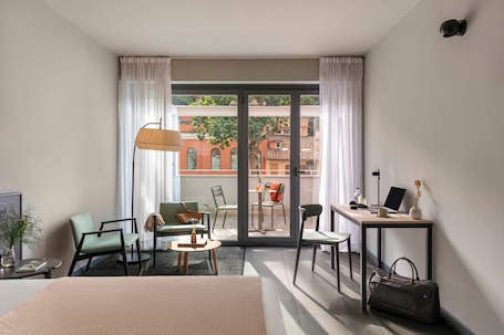 Double Room, Balcony | Desk, laptop workspace, free WiFi, bed sheets. Bob W Rome Testaccio