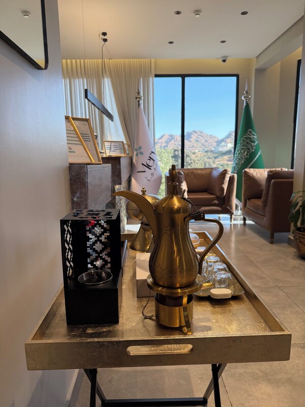 Interior - Merya Qunfudah (Qunfudah)