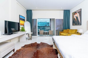 Classic Studio, Balcony, City View - Executive stay with hotel facilities (Dubai)