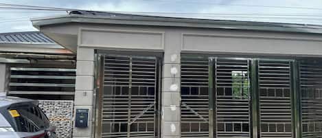 Huis, 3 slaapkamers, roken, terras | Exterieur