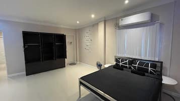 House, 3 Bedrooms, Smoking, Terrace | 3 bedrooms