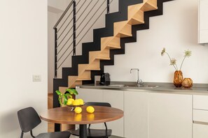 Apartamento, 1 habitación | Zona de estar | Televisión LCD de 43 pulgadas con canales digitales