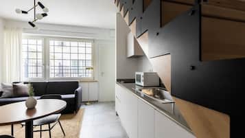 Apartment, 1 Bedroom | Private kitchen | Fridge, microwave, stovetop, dishwasher