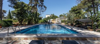 Villa 'Sole con Piscina e Sauna' with Shared Pool, Wi-Fi, and Air Conditioning