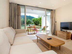 TV - Elegant suite in Anse Marcel with equipped kitchen and parking (Saint-Martin)