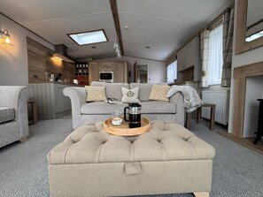 Fernseher, Kamin