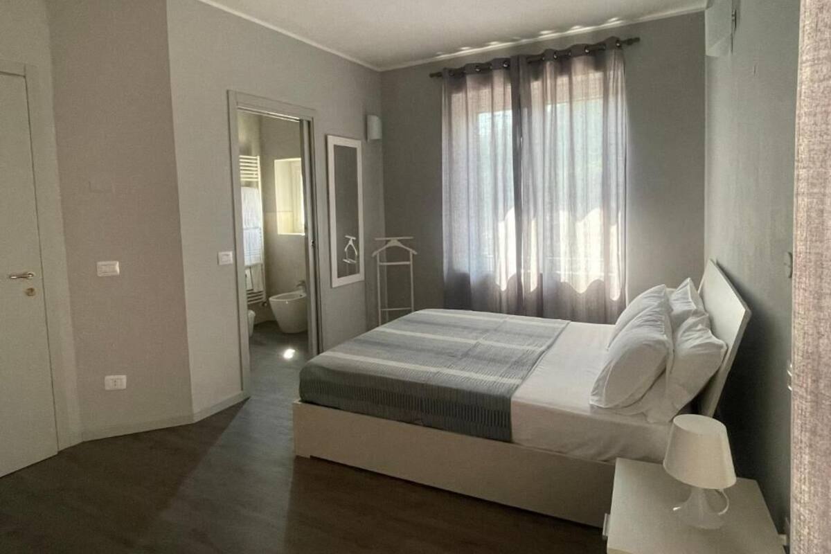 Superior Double Room, Garden View | Soundproofing, free WiFi