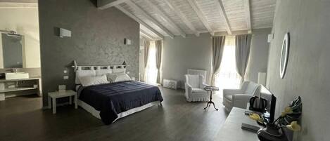 Suite, Mountain View