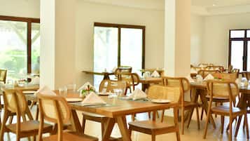 Breakfast, lunch, dinner served; international cuisine, garden views