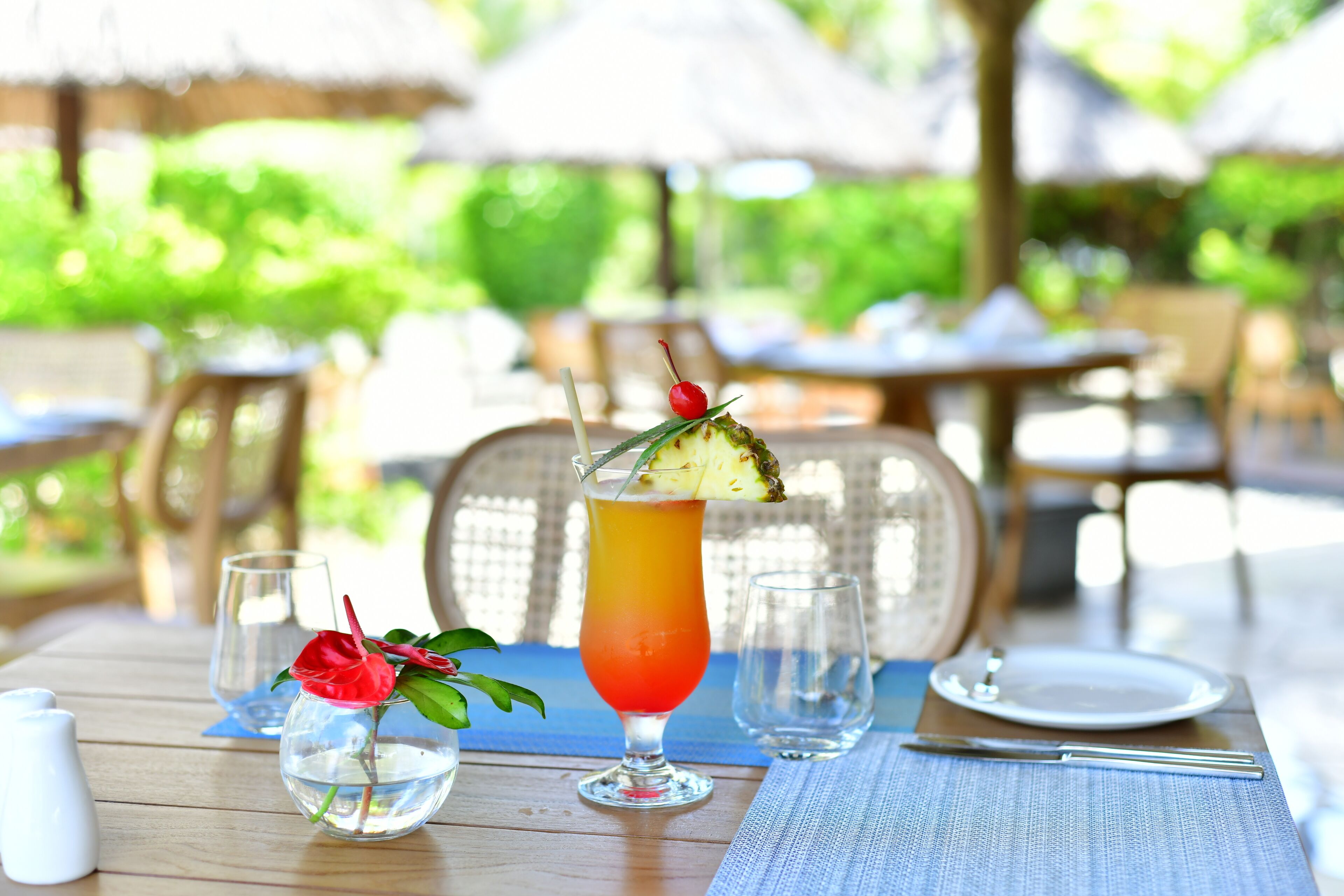 Breakfast, lunch, dinner served; international cuisine, garden views 