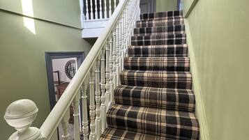 Egyptian cotton sheets, premium bedding, pillowtop beds