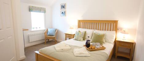 Fer et planche à repasser, Wi-Fi gratuit, draps fournis