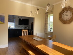 Dining - Beautiful 4 Bedroom Farmhouse, Nr Chelmorton, Peak District. Sleeps 8 (Nr Chelmorton)