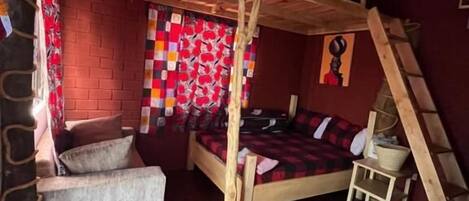 Apartment, Balcony, Mountain View | Interior