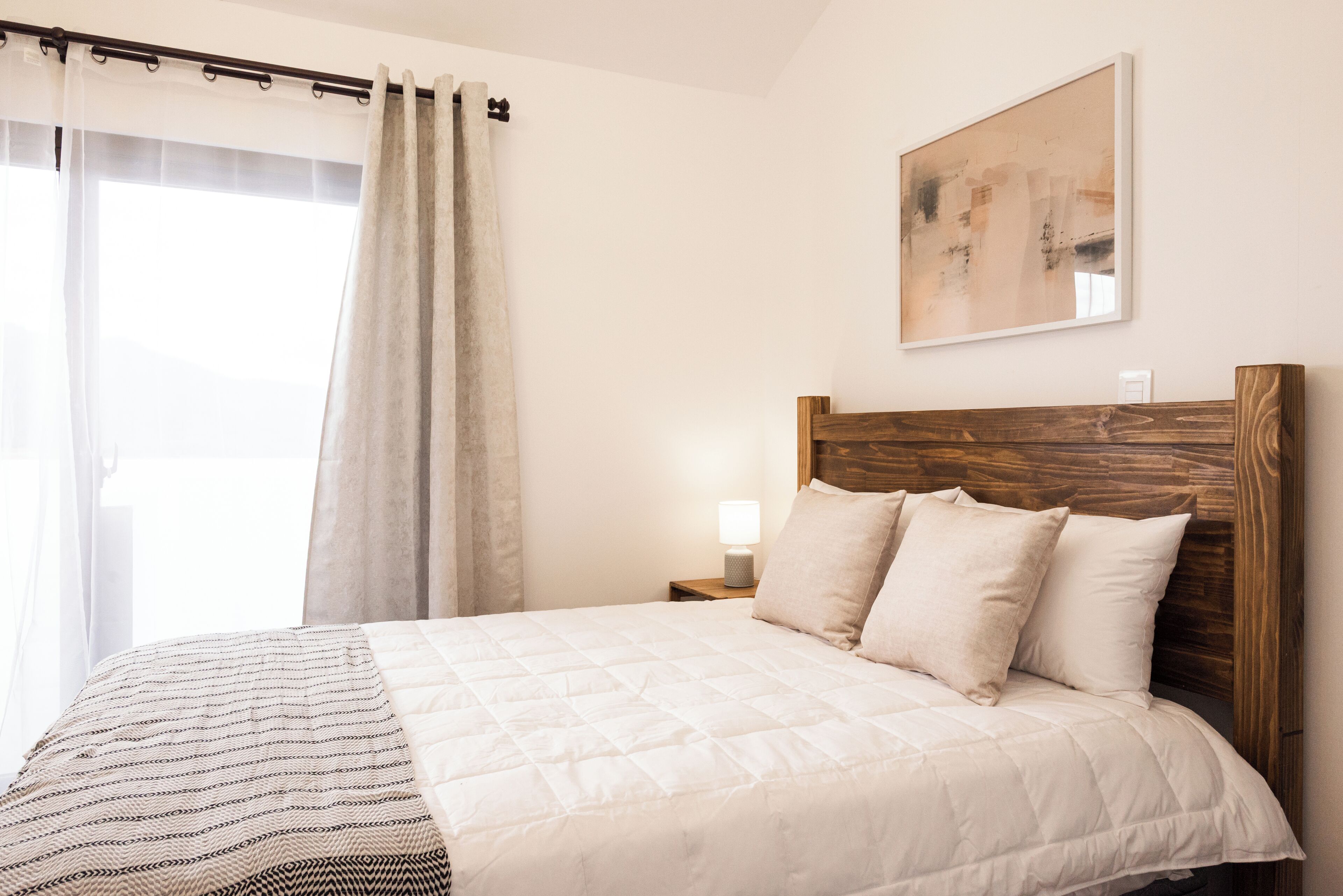 4 chambres, fer et planche à repasser, Wi-Fi, draps fournis