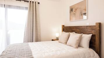 4 chambres, fer et planche Ă repasser, Wi-Fi, draps fournis