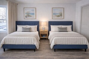 Tabla de planchar con plancha, wifi y ropa de cama 