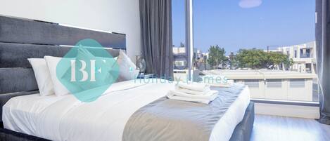 Hus, balkong | Strykejern/-brett og wi-fi (inkludert)