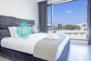 House, Balcony - Bloomfields Royal 4BR Villa Dubai Hill (Dubai)