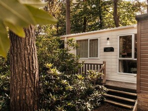 Exterior - Slow You Down - Kelling Heath Holiday Park - 21026 (Holt)