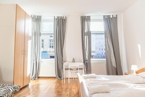 Interior - 3BR Belvedere Bookable for Long Stays (Vienna)