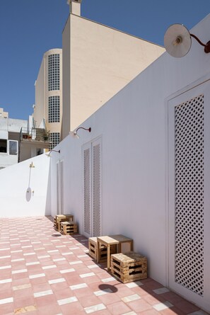 Terrace/patio - Casa 1923 · 2BR with Pool and Natural Light (Faro)