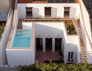 Exterior - Casa 1923 · 2BR with Pool and Natural Light (Faro)