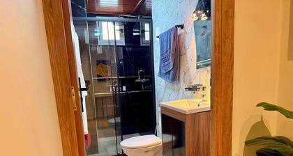 Modern & Central 1-bedroom apartment in Tétouan