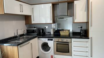 Fridge, microwave, oven, dishwasher